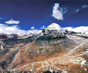 Read more about the article Way to Spirituality: कैलाश पर्वत के अदभुत रहस्य जिन्हें वैज्ञानिक भी नही सुलझा पाए, जानिए क्या हैं वो रहस्य ?